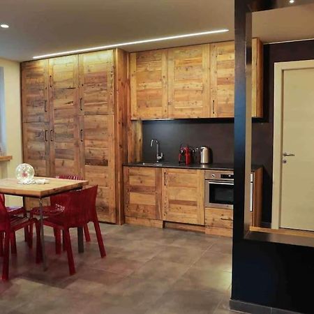 La Petite Maison D'Erika Аоста Экстерьер фото