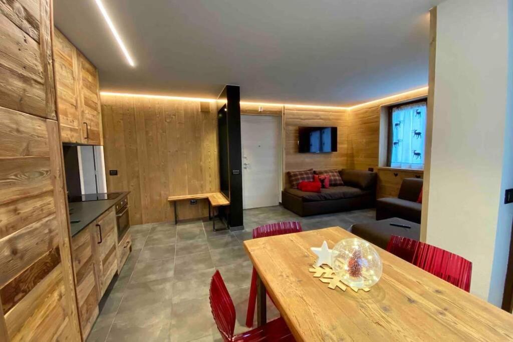 La Petite Maison D'Erika Аоста Экстерьер фото