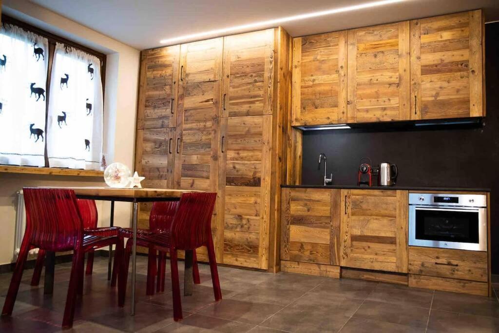 La Petite Maison D'Erika Аоста Экстерьер фото