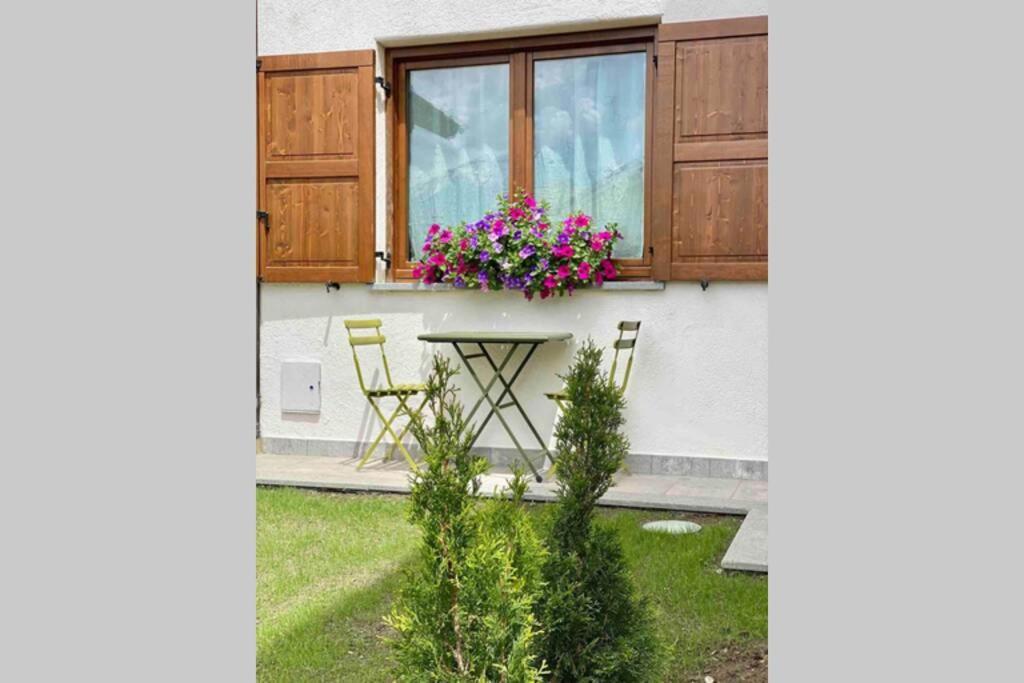La Petite Maison D'Erika Аоста Экстерьер фото